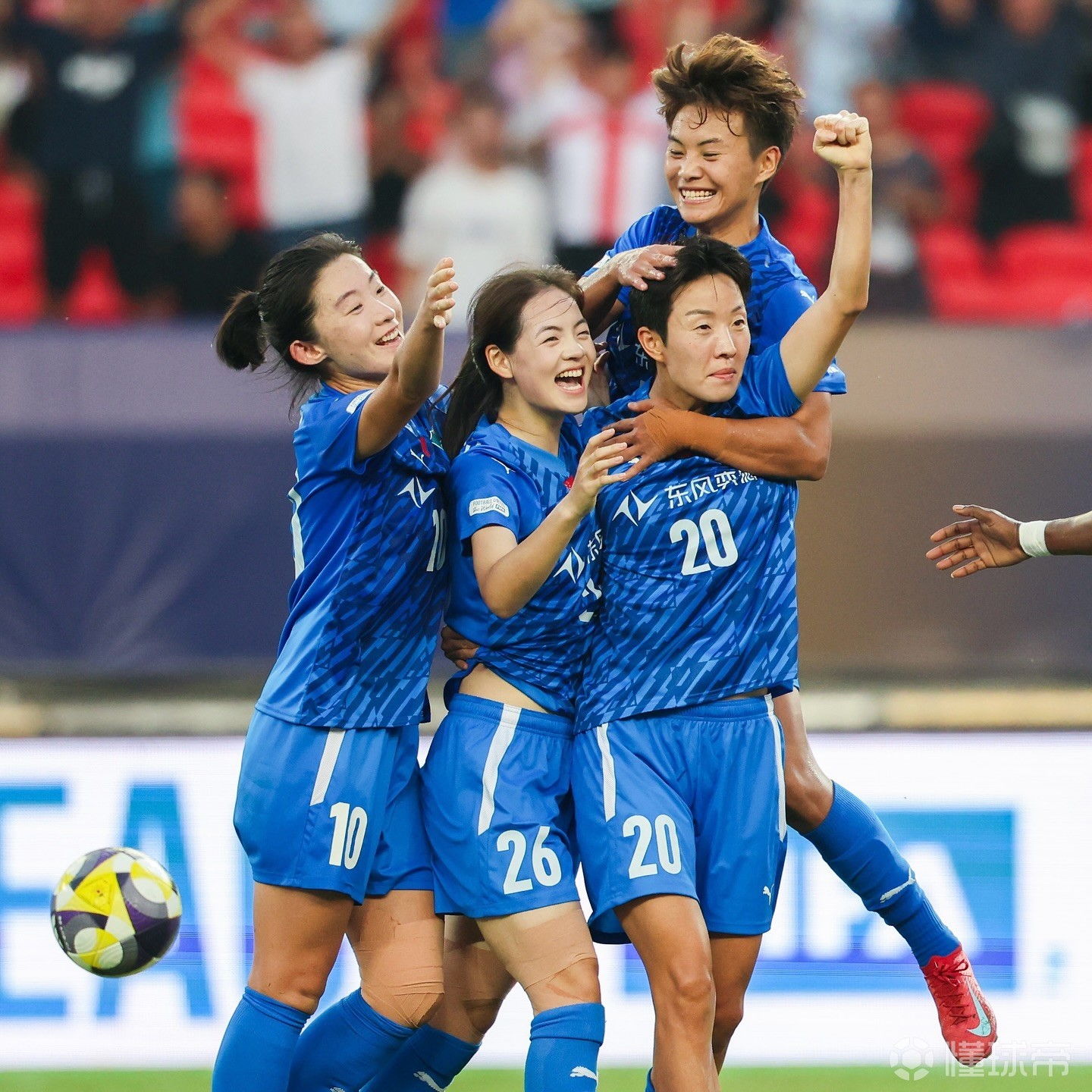 万博体育官方平台-女足 阵容